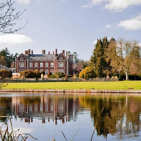 Lynford Hall Hotel Mundford المظهر الخارجي الصورة