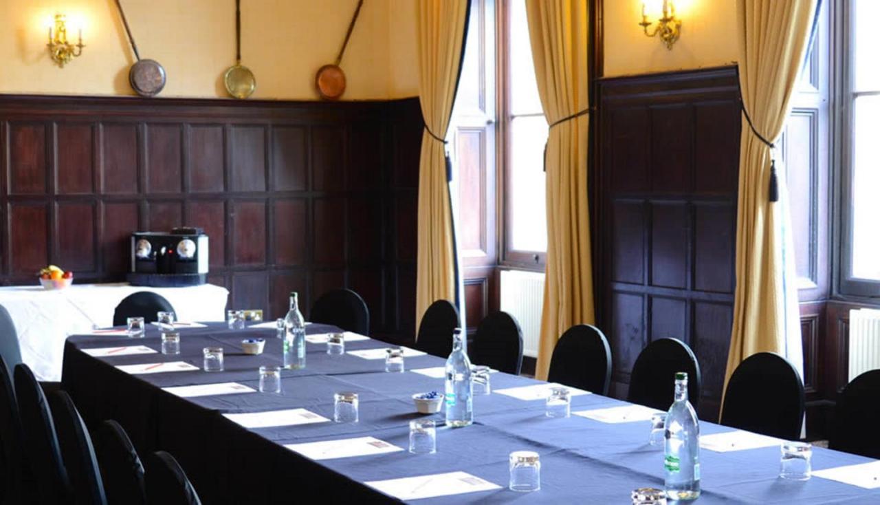 Lynford Hall Hotel Mundford المظهر الخارجي الصورة
