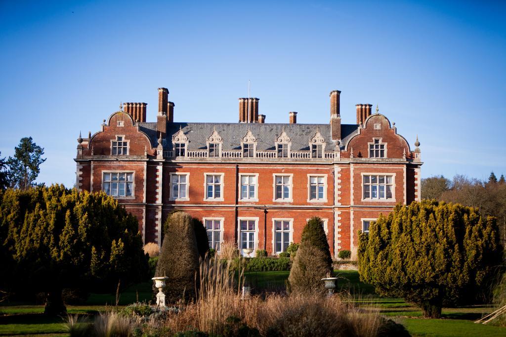 Lynford Hall Hotel Mundford المظهر الخارجي الصورة