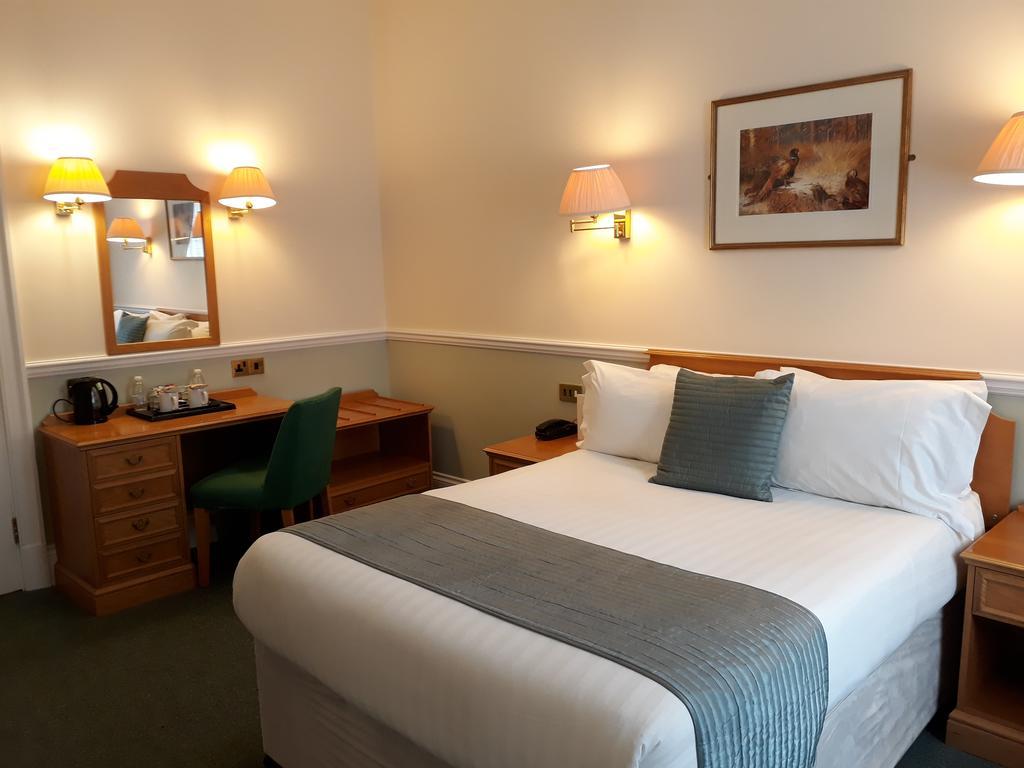Lynford Hall Hotel Mundford المظهر الخارجي الصورة